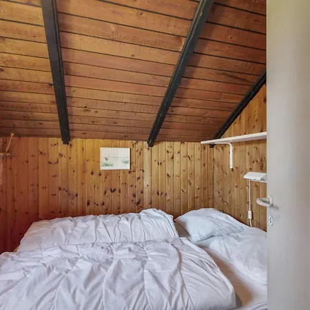 Ernst - 700m From The Sea By Interhome בית נופש